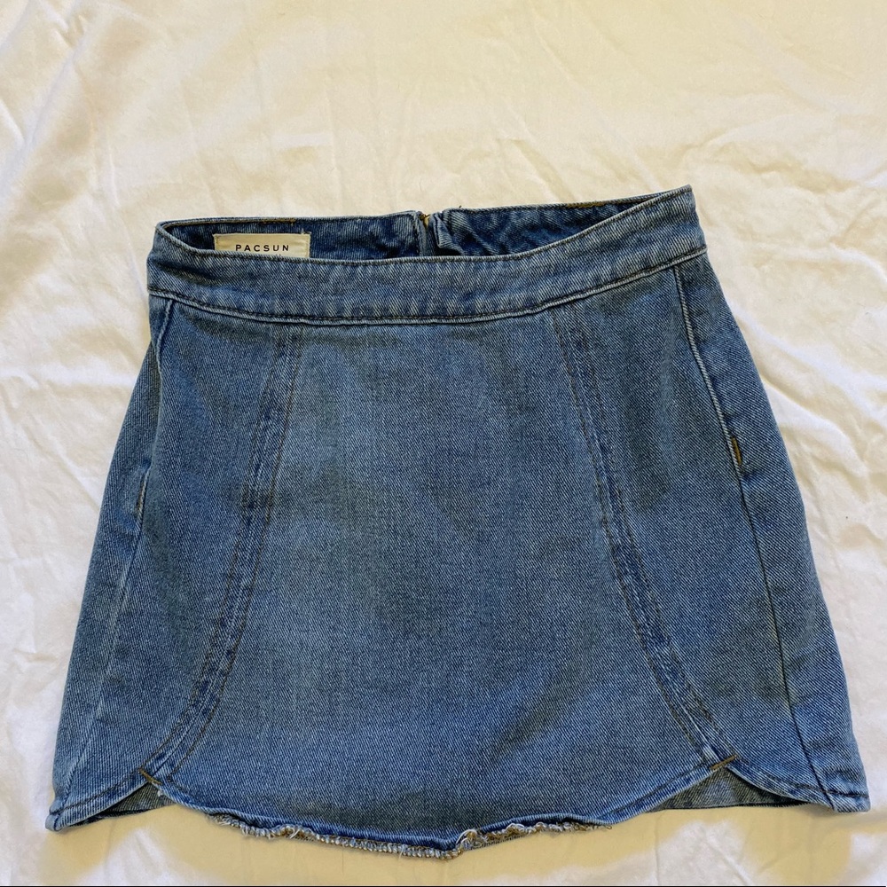 Pacsun women’s skirt!